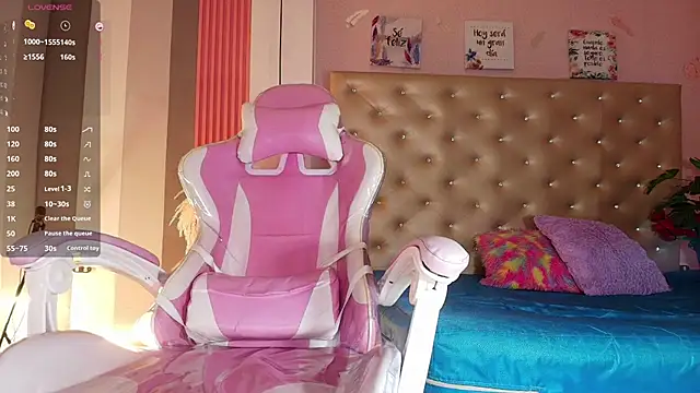 Lissalittlee online show from March 21, 10:50 pm