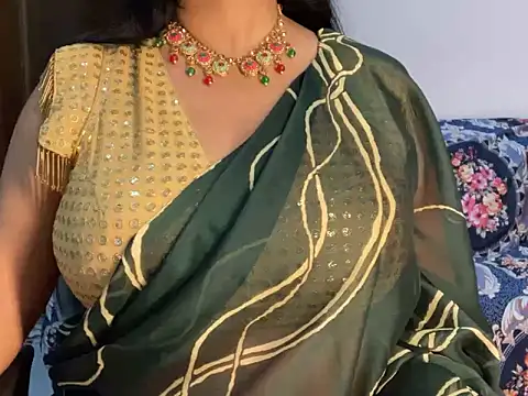 Aishwarya 101  online show from September 26, 6:23 pm