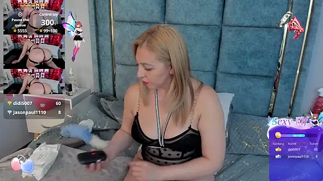 Snapshot of _Addic_ chatting on March 3, 3:53 pm Addic online show from March 3, 3:53 pm