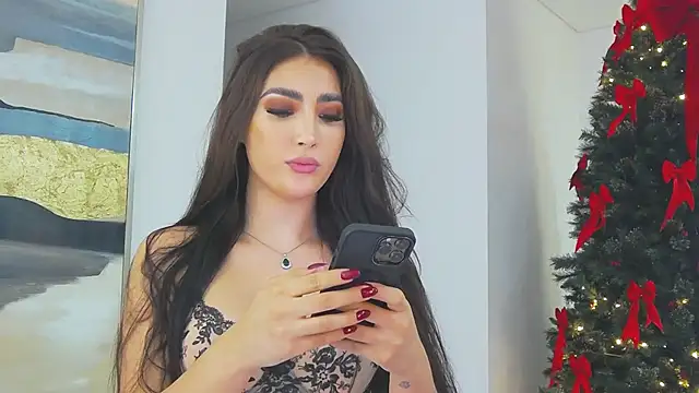 Snapshot of _BellaDonna_ chatting on December 21, 2:09 am  BellaDonna  online show from December 21, 2:09 am