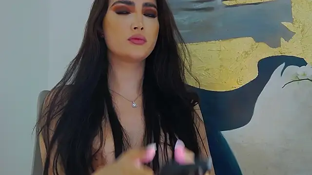 Snapshot of _BellaDonna_ chatting on February 6, 11:37 pm  BellaDonna  online show from February 6, 11:37 pm