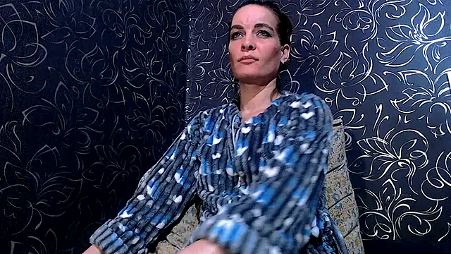 Snapshot of Strawberry_Milfa chatting on December 19, 7:54 pm Strawberry Milfa online show from December 19, 7:54 pm