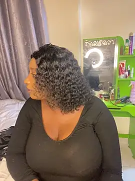 Naughty-sonia2 online show from March 20, 4:31 pm