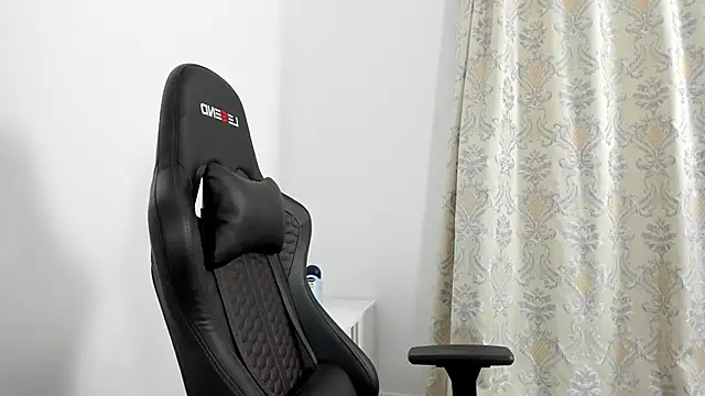 Snapshot of Sweet-bb chatting on February 22, 12:49 am Sweet-bb online show from February 22, 12:49 am