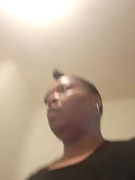 AllLeggs online show from April 15, 5:20 pm