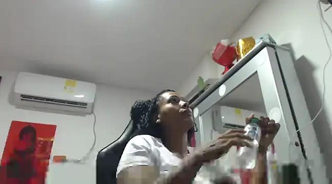 CandyBlackFunXXX online show from March 11, 5:46 pm