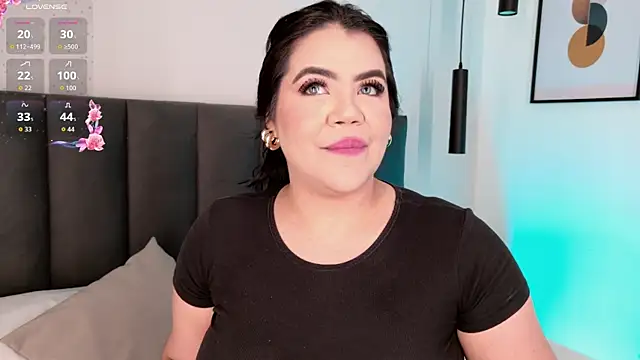 Harmonybabe  online show from February 18, 8:05 pm