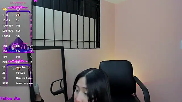 Snapshot of cherrycurvyyy chatting on November 21, 7:34 pm cherrycurvyyy online show from November 21, 7:34 pm