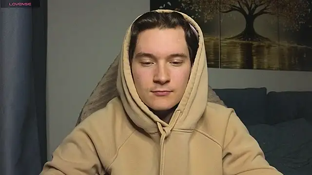 MoreRealAlex online show from July 22, 10:23 pm