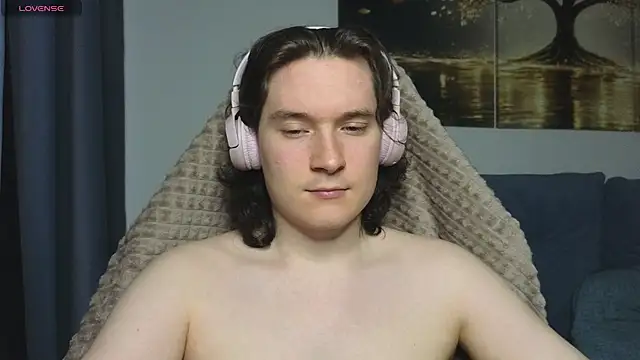 MoreRealAlex online show from July 26, 2:31 am