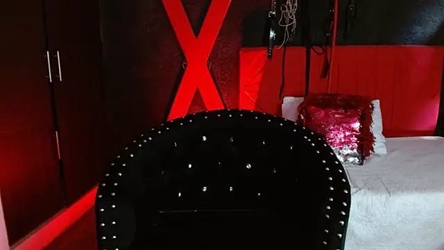 Snapshot of Naty_slavedoll chatting on January 13, 7:31 pm Naty slavedoll online show from January 13, 7:31 pm