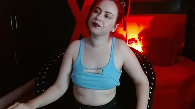 Snapshot of Naty_slavedoll chatting on February 23, 7:07 pm Naty slavedoll online show from February 23, 7:07 pm
