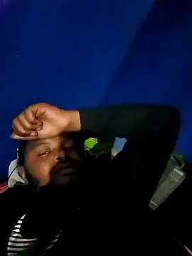 Freaky Vannahs online show from October 7, 9:01 pm