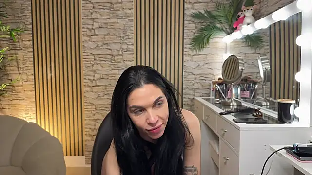 NattyFierros online show from November 23, 9:20 am