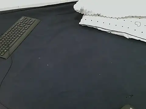 lella-0 online show from March 16, 8:51 am