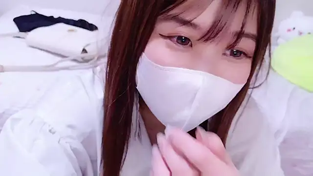 Snapshot of ManaMi-maru chatting on February 5, 6:15 pm ManaMi-maru online show from February 5, 6:15 pm