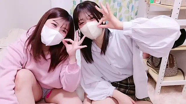 Snapshot of ManaMi-maru chatting on February 11, 6:22 pm ManaMi-maru online show from February 11, 6:22 pm