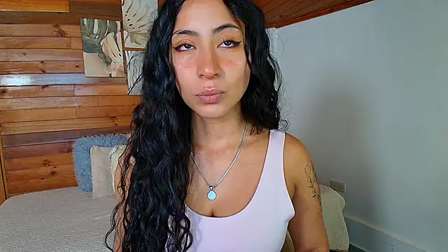 amber curly online show from March 2, 6:59 pm