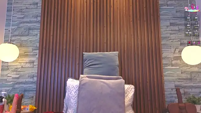 alannavidal online show from July 17, 3:35 am