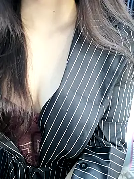  Linez  online show from September 27, 6:13 pm