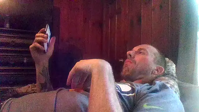 Snapshot of ryan100craige chatting on July 14, 8:25 pm ryan100craige online show from July 14, 8:25 pm