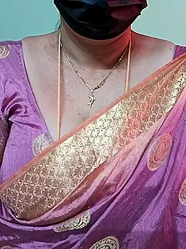 Snapshot of ananya956 chatting on March 2, 10:45 am ananya956 online show from March 2, 10:45 am