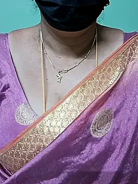 Snapshot of ananya956 chatting on March 2, 7:02 pm ananya956 online show from March 2, 7:02 pm