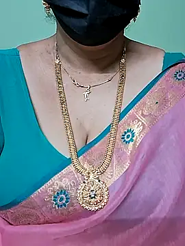 Snapshot of ananya956 chatting on March 5, 6:12 pm ananya956 online show from March 5, 6:12 pm