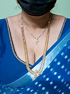 Snapshot of ananya956 chatting on March 6, 4:07 pm ananya956 online show from March 6, 4:07 pm