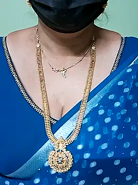 Snapshot of ananya956 chatting on March 6, 7:10 pm ananya956 online show from March 6, 7:10 pm