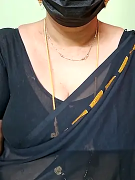 Snapshot of ananya956 chatting on March 8, 4:45 am ananya956 online show from March 8, 4:45 am