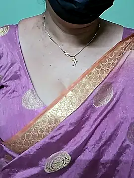 Snapshot of ananya956 chatting on March 10, 11:16 pm ananya956 online show from March 10, 11:16 pm
