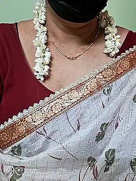 Snapshot of ananya956 chatting on March 13, 5:43 am ananya956 online show from March 13, 5:43 am