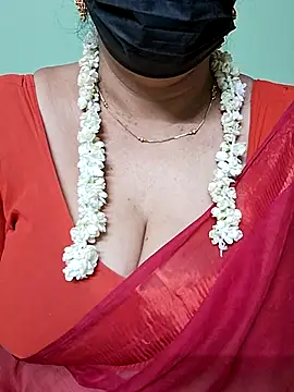 Snapshot of ananya956 chatting on March 18, 1:00 am ananya956 online show from March 18, 1:00 am