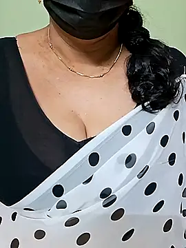 Snapshot of ananya956 chatting on March 19, 6:35 am ananya956 online show from March 19, 6:35 am