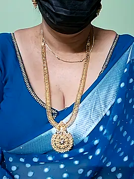 Snapshot of ananya956 chatting on March 21, 11:45 pm ananya956 online show from March 21, 11:45 pm