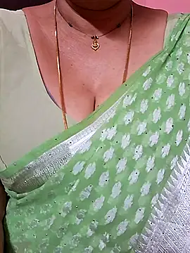 ananya956 online show from April 9, 9:42 pm