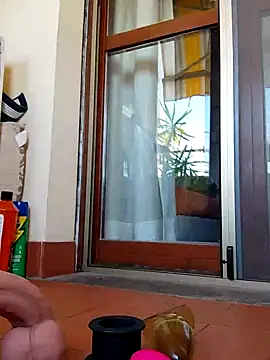 Snapshot of pierceplug69 chatting on December 12, 1:28 pm pierceplug69 online show from December 12, 1:28 pm