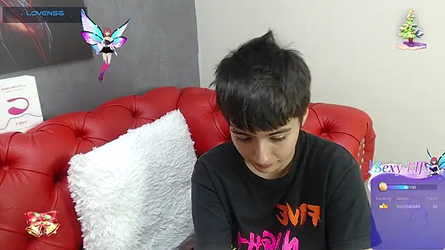 Snapshot of Bryce_Evans chatting on December 13, 6:49 pm Bryce Evans online show from December 13, 6:49 pm