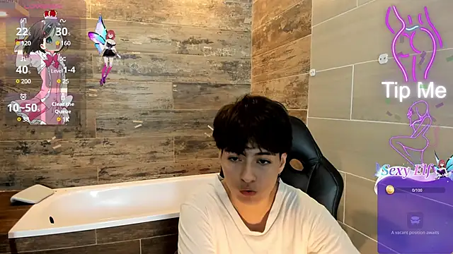 Snapshot of Bryce_Evans chatting on February 25, 7:25 pm Bryce Evans online show from February 25, 7:25 pm