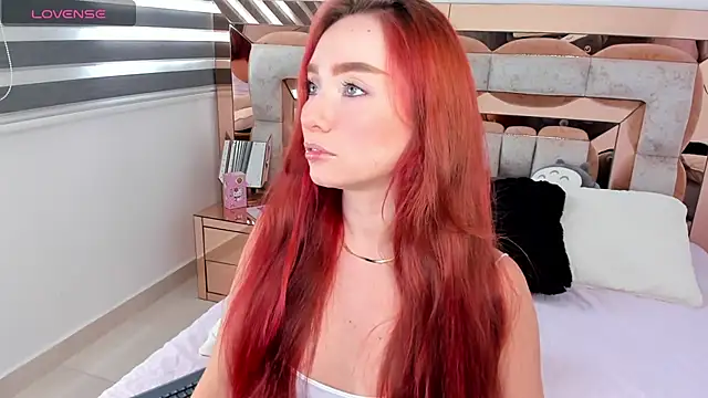 CamiiLovers online show from January 29, 5:45 pm