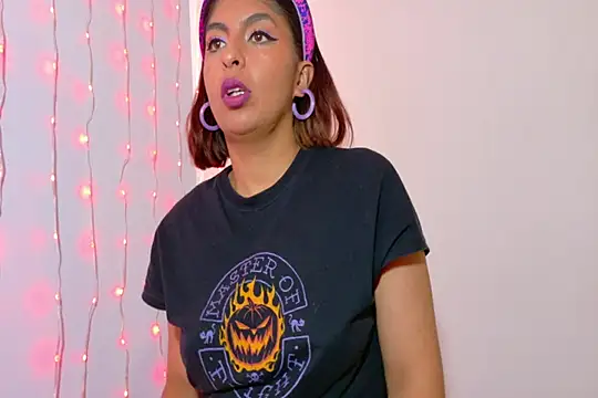 im anna  online show from October 3, 6:38 pm