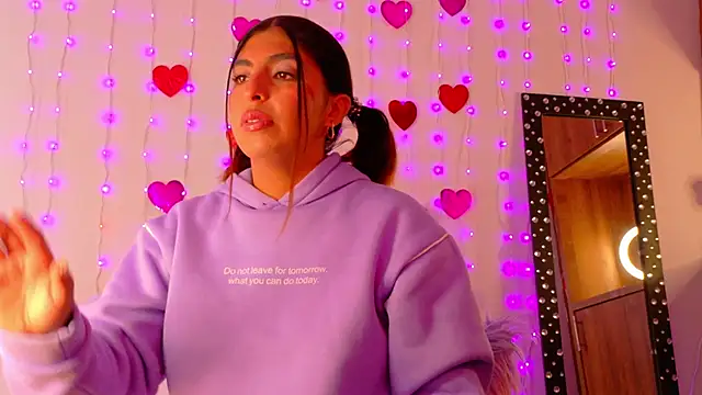 im anna  online show from February 21, 9:38 pm