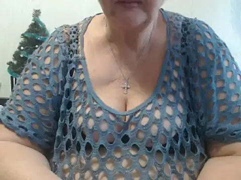 Snapshot of DeniseeRose chatting on January 16, 11:15 am DeniseeRose online show from January 16, 11:15 am