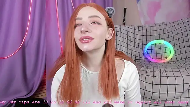 Snapshot of Lexy_Lovy chatting on October 7, 6:54 am Lexy Lovy online show from October 7, 6:54 am