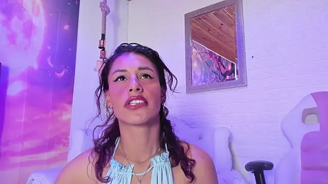 Malory Cortez online show from March 21, 3:01 am