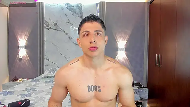 Johan Williams 07 online show from October 11, 5:11 pm