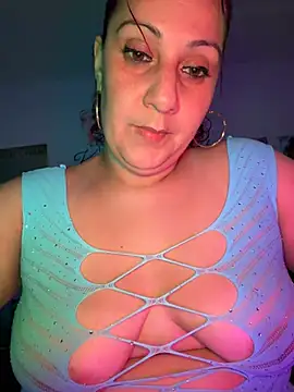 DeeLight124 online show from April 18, 5:22 am