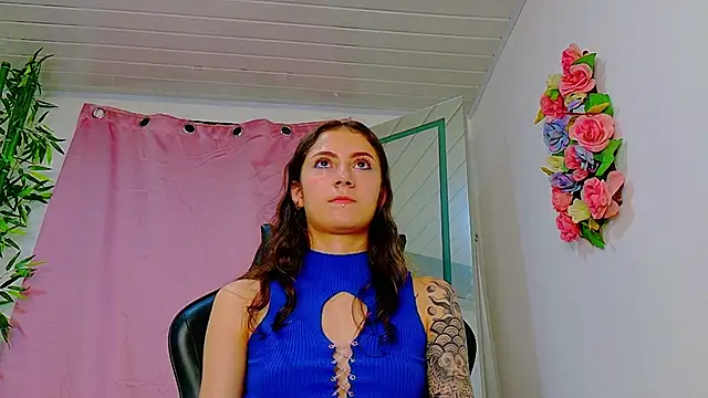 scarlet-jonesx online show from February 21, 2:23 am