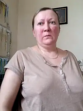 blondyaguar online show from December 19, 8:21 am